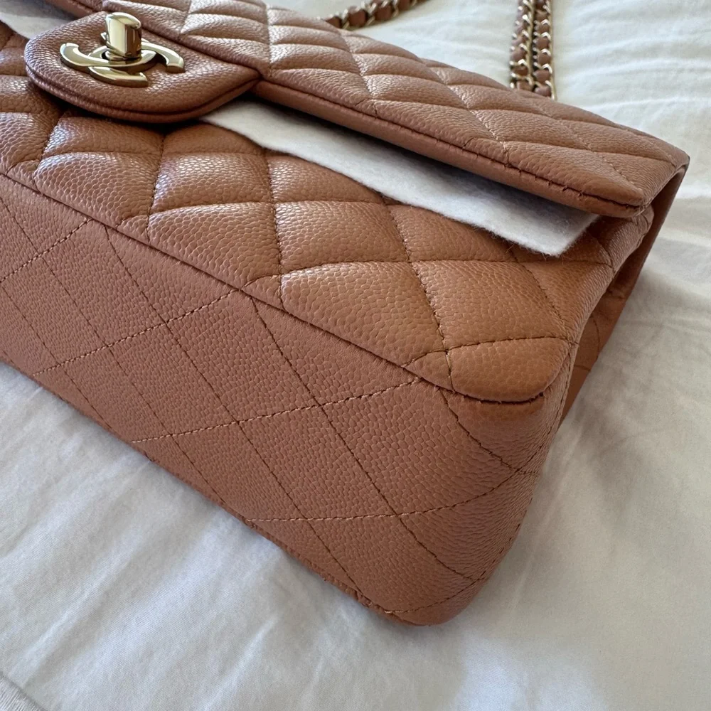 CHANEL nwt never